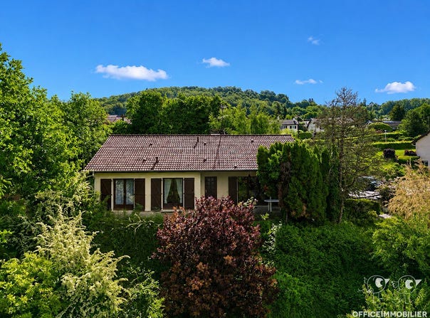 Châtillon-le-Duc, Franche-Comté 25870