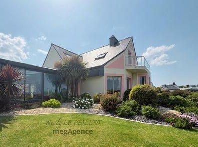 Saint-Quay-Perros, Bretagne 22700