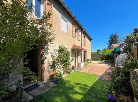CHAROLLES, Bourgogne 71120