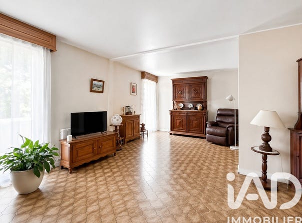 Creil, Hauts-de-France 60100
