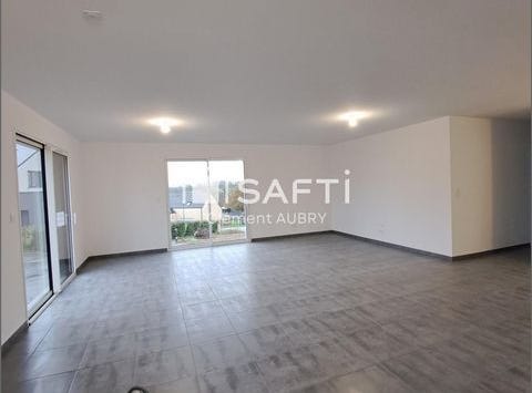 L' Huisserie, Pays de la Loire 53970