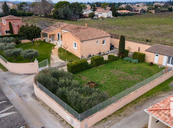 Sainte-Cécile-Les-Vignes, Provence-Alpes-Côte d'Azur 84290