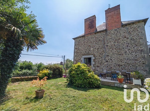 Mauron, Brittany 56430