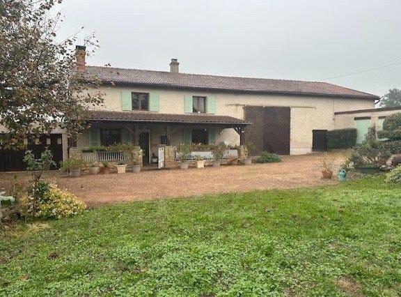 Melay, Burgundy 71340