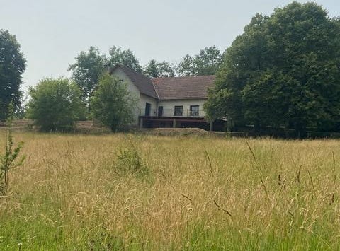 BRANGES, Bourgogne 71500