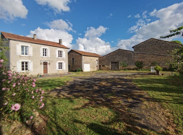 La Tâche AOC, Poitou-Charentes 16260