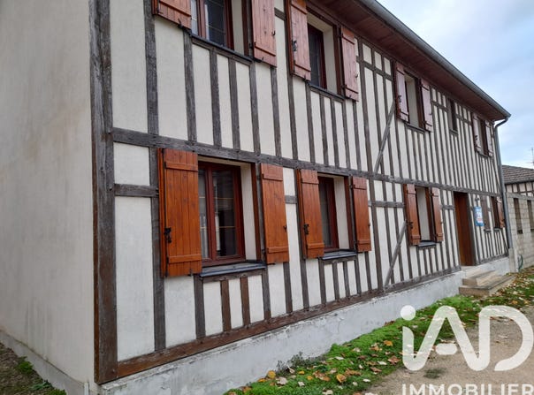 Hampigny, Grand Est 10500