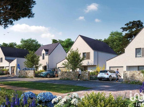 LARMOR-BADEN, Brittany 56870