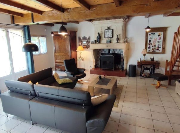 BUSSAC SUR CHARENTE, Nouvelle-Aquitaine 17100