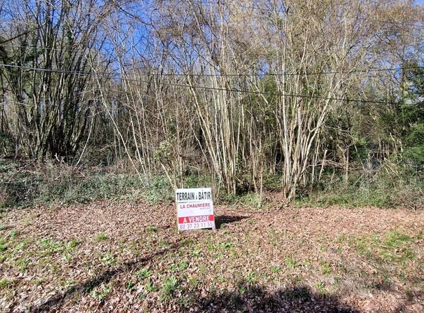 Pierres, Eure-et-Loir 28130