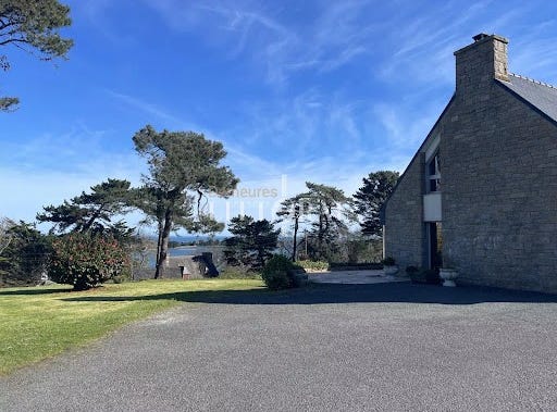 Penvénan, Brittany 22710