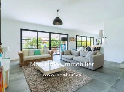 20c, Rue Des Lotins, EGUILLES, Provence-Alpes-Côte d'Azur 13510