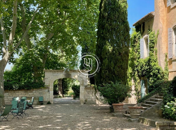 Saint-Rémy-de-Provence, Provence-Alpes-Côte-d'Azur 13210