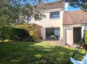 ST NOM LA BRETECHE, Île-de-France 78860