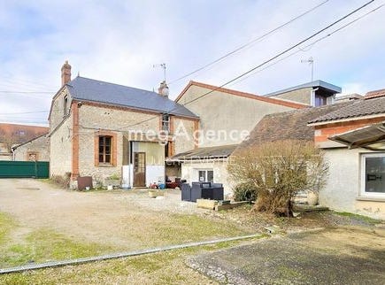 Auneau, Centre 28700