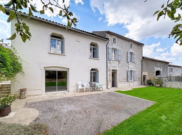 Bunzac, Poitou-Charentes 16110