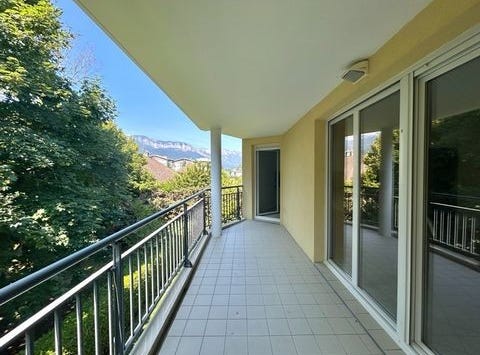 FAVERGES, Rhône-Alpes 74210