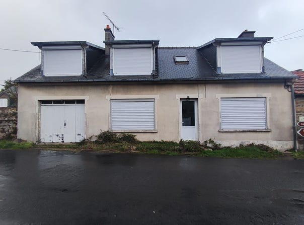 FERMANVILLE, Normandy 50840