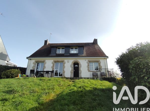 Caudan, Brittany 56850