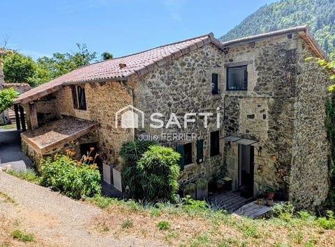 Aizac, Rhône-Alpes 07530