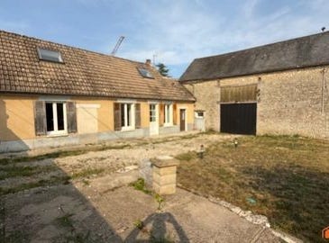 Ascoux, Centre 45300