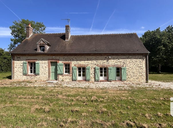 Crulai, Normandy 61300