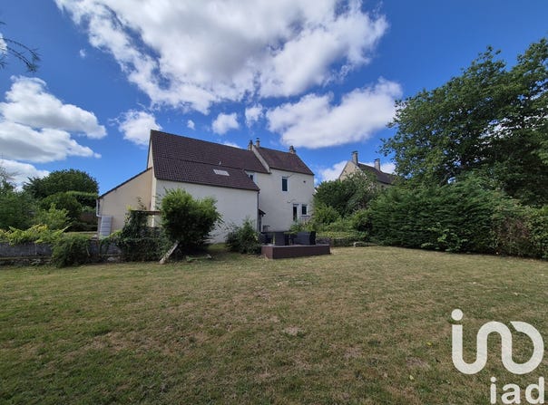 Lucy-sur-Yonne, Bourgogne-Franche-Comté 89480