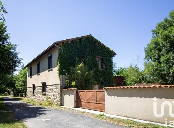 Marsac-en-Livradois, Auvergne-Rhône-Alpes 63940