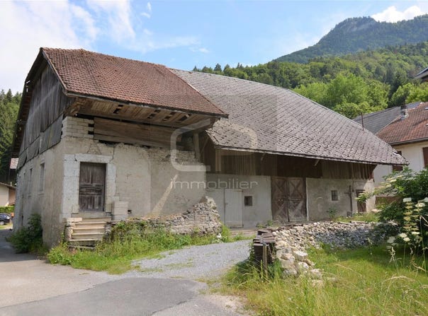 Faverges, Haute-Savoie 74210