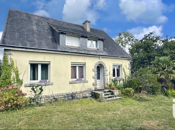 Plomelin, Brittany 29700