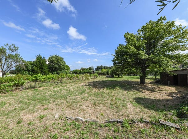 Uzès, Gard 30700