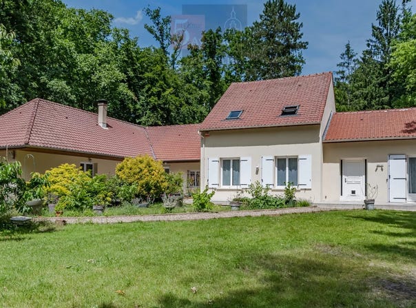 Lamorlaye, Oise 60260