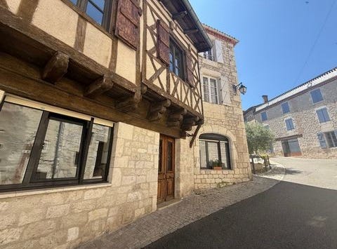 MONTCUQ, Midi-Pyrénées 46800