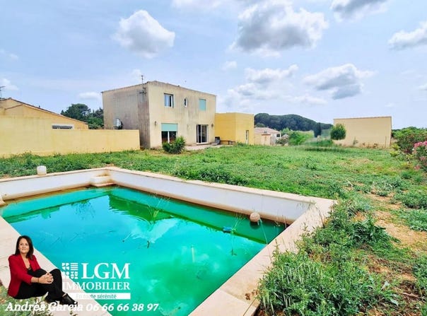 Saint-Gilles, Languedoc-Roussillon 30800