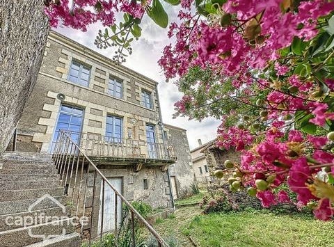 ST VARENT, Poitou-Charentes 79330