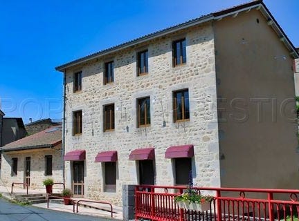Thiers, Auvergne 63300