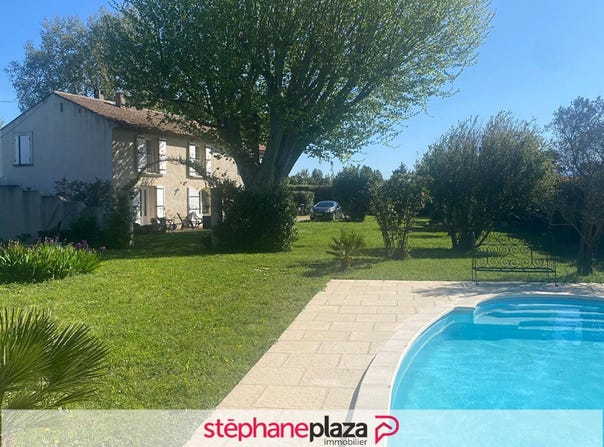 Camaret-sur-Aigues, Provence-Alpes-Côte-d'Azur 84850