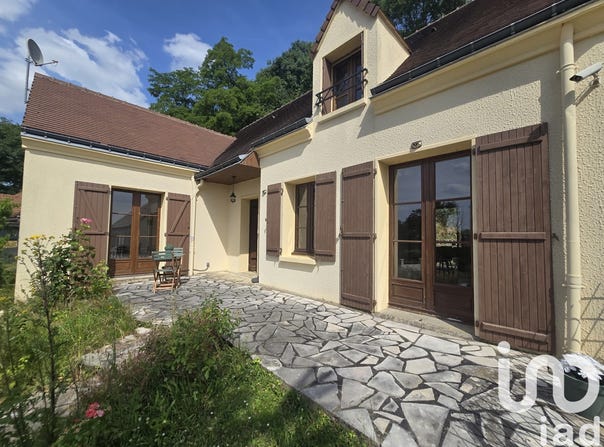Sceaux-sur-Huisne, Pays de la Loire 72160