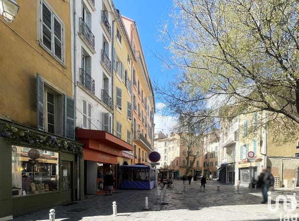 TOULON, Provence-Alpes-Côte d'Azur 83000