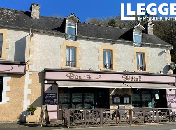 Jugon-les-Lacs - Commune nouvelle, Brittany 22270
