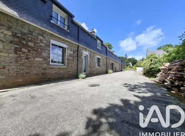Caudan, Brittany 56850