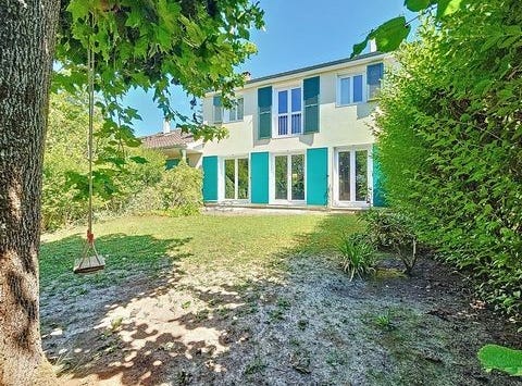 Le Mesnil-Saint-Denis, Île-de-France 78320
