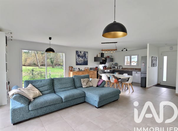 SALLES, Nouvelle-Aquitaine 33770