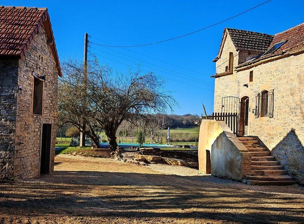 CAYLUS, Occitanie 82160