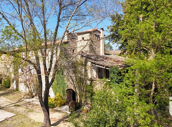 Vézénobres, Occitanie 30360