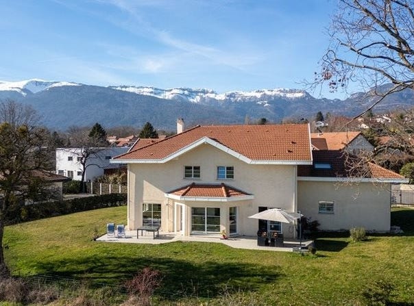 Cessy, Rhône-Alpes 01170