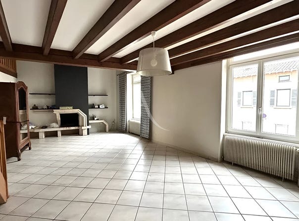 MACON, Bourgogne-Franche-Comté 71000
