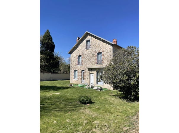 Saint-Denis-des-Murs, Haute-Vienne 87400