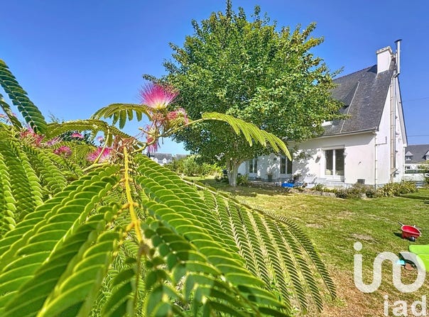 Penmarch, Brittany 29760