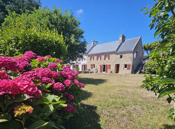 Audierne, Brittany 29770